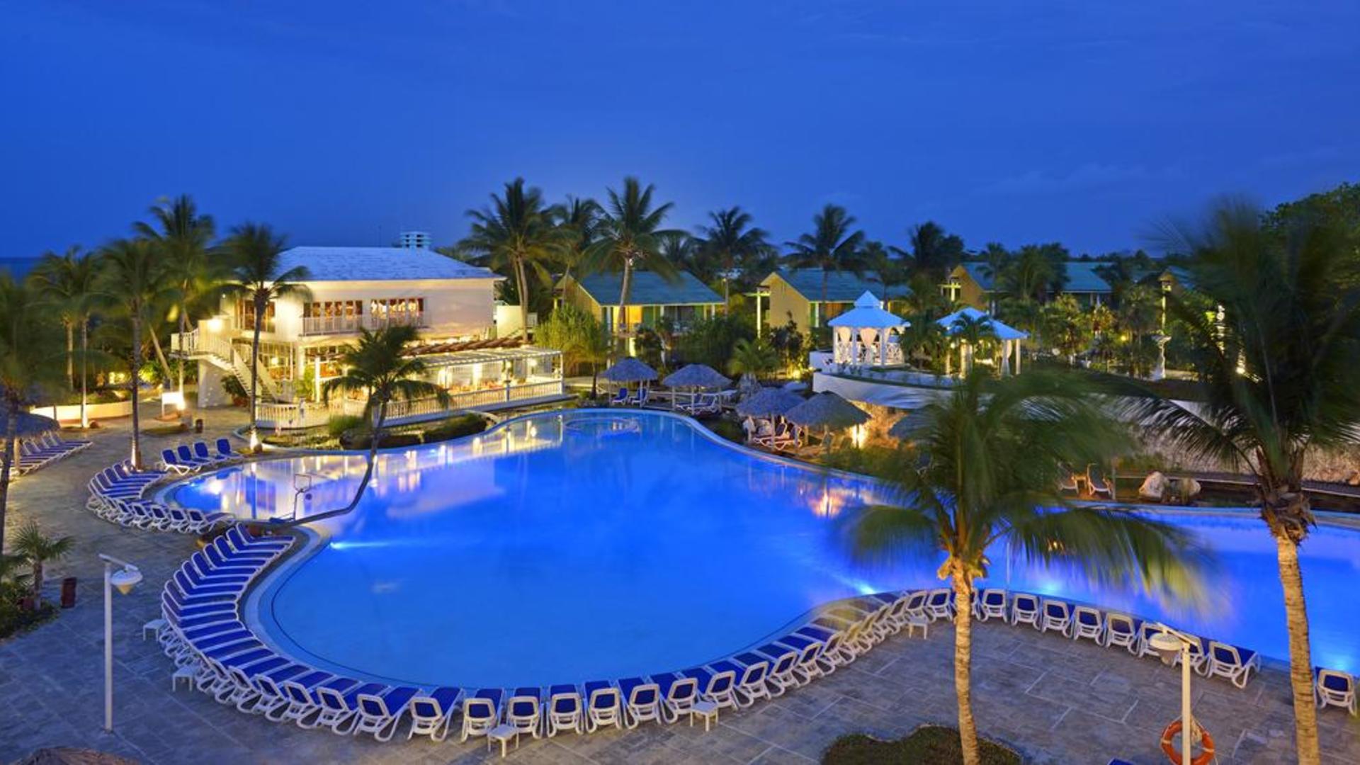 Отель Tryp Cayo Coco 4