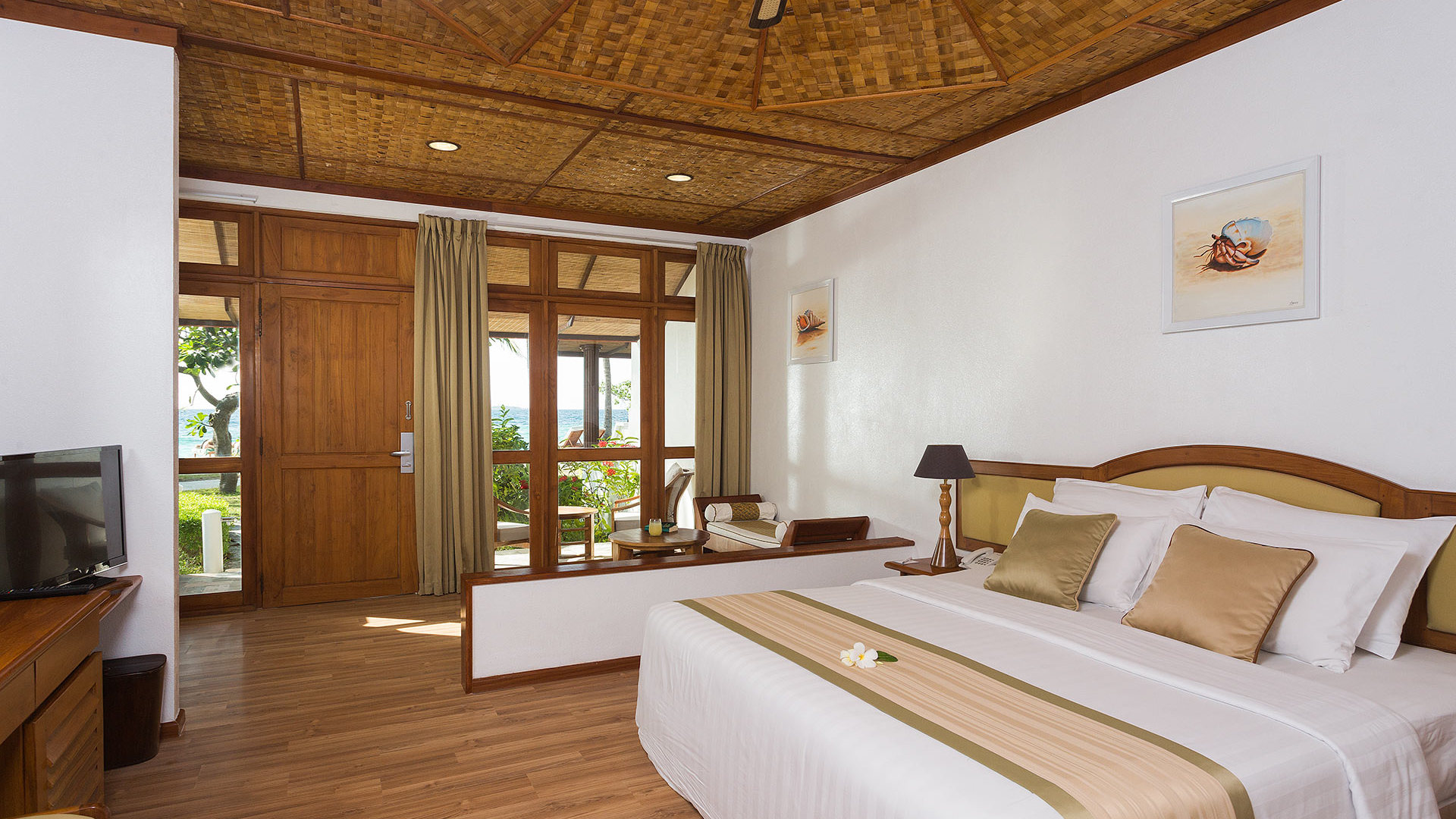 Отель Bandos Island Resort